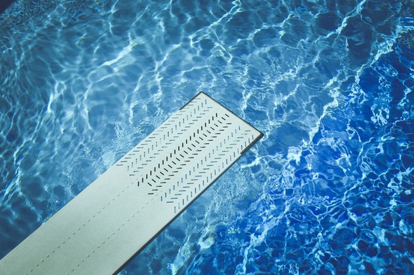 Quels sont les campings familiaux qui proposent un espace aquatique et un parc aquatique ?